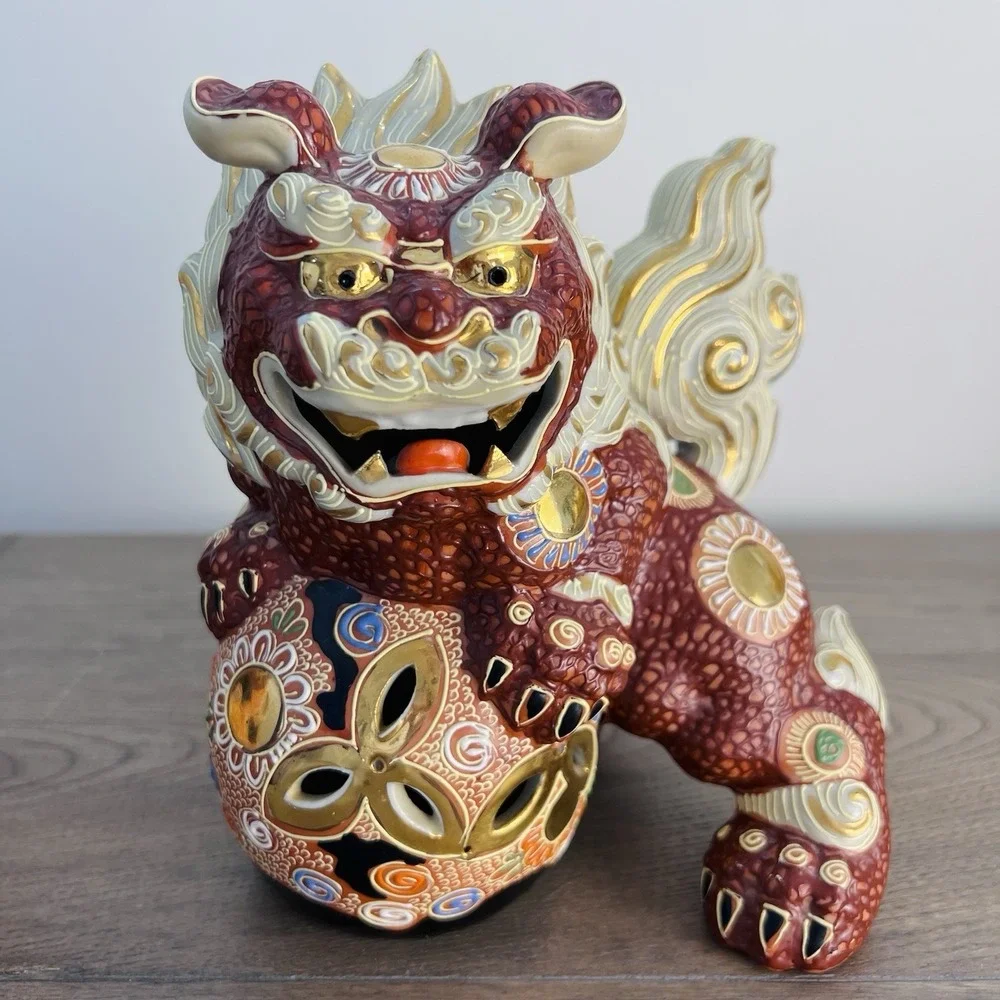 Vintage Japanese Shisa Foo Dog Pair Kutani Style Moriage Porcelain 7.75